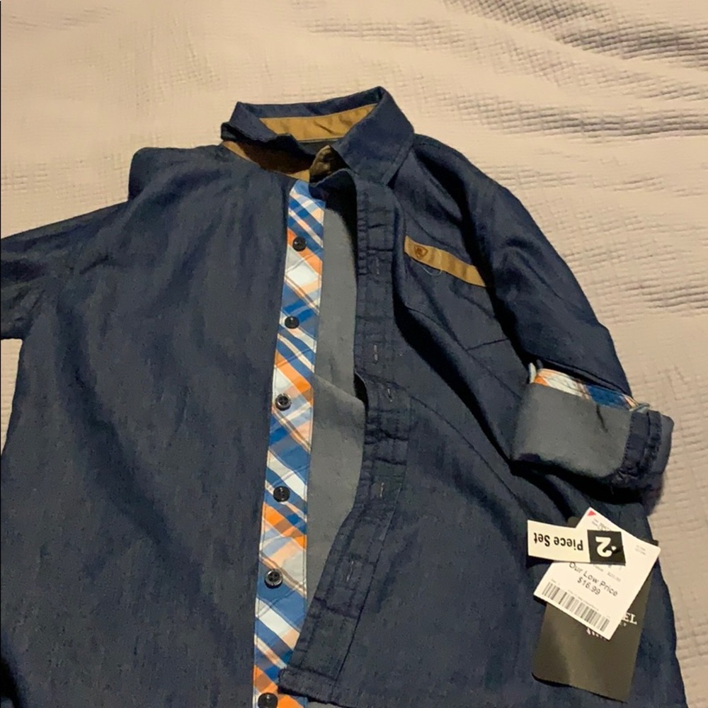Long sleeve new button down shirt